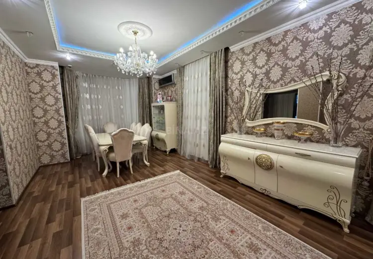 8 otaqlı mənzil Satılır, Nizami, Bakı
