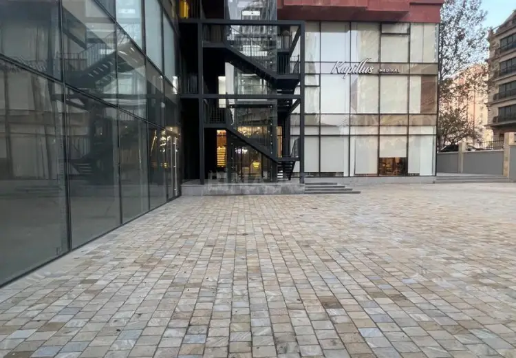 900 m² Obyekt / Ofis Satılır, Yasamal, Bakı