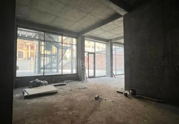 900 m² Obyekt / Ofis Satılır, Yasamal, Bakı