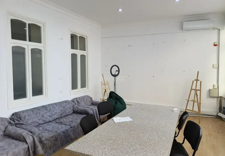 120 m² Obyekt / Ofis Kirayə (aylıq), Səbail, Bakı