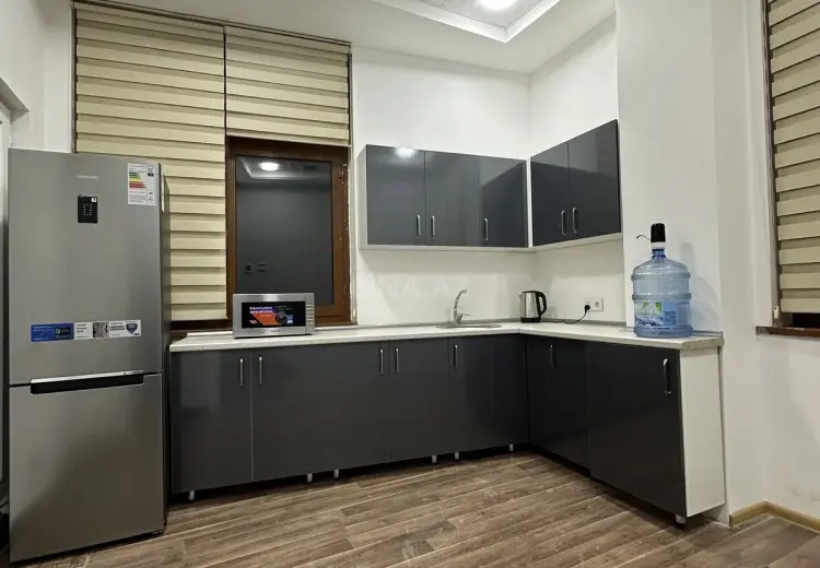 45 m² Obyekt / Ofis Kirayə (aylıq), Nəsimi, Bakı
