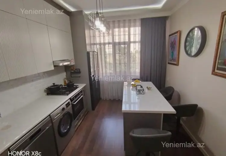 3 otaqlı mənzil Satılır, Yeni Günəşli qəs., Suraxanı, Bakı