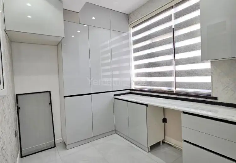 3 otaqlı mənzil Satılır, Yeni Günəşli qəs., Suraxanı, Bakı