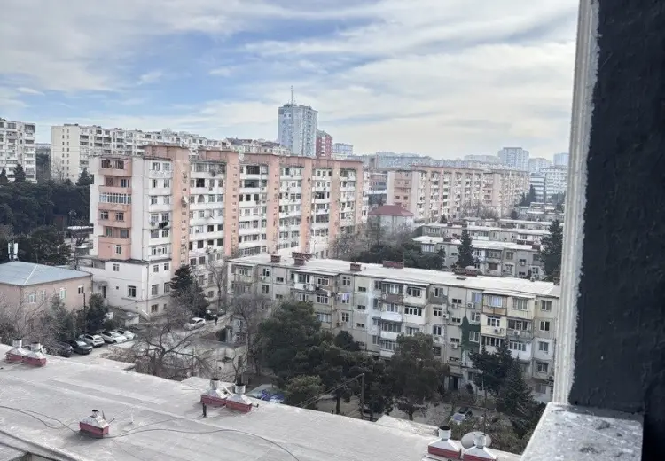 4 otaqlı mənzil Satılır, Nizami, Bakı
