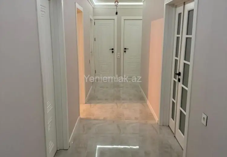 5 otaqlı mənzil Satılır, Nizami, Bakı
