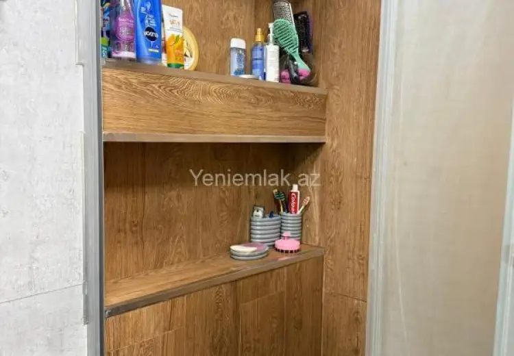 5 otaqlı mənzil Satılır, Nizami, Bakı