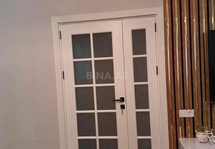 4 otaqlı mənzil Satılır, Nizami, Bakı