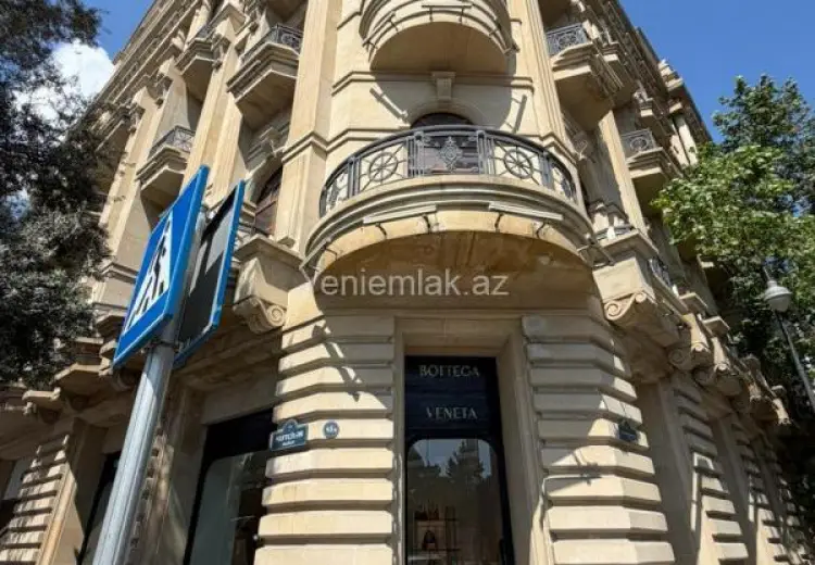 230 m² Obyekt / Ofis Kirayə (aylıq), Səbail, Bakı