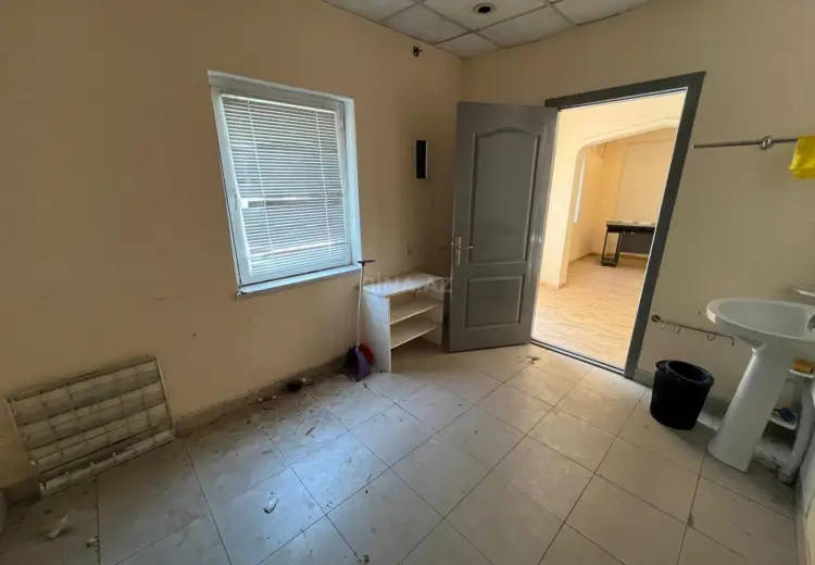50 m² Obyekt / Ofis Satılır, Yasamal, Bakı
