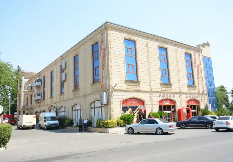 1000 m² Obyekt / Ofis Satılır, Cəlilabad