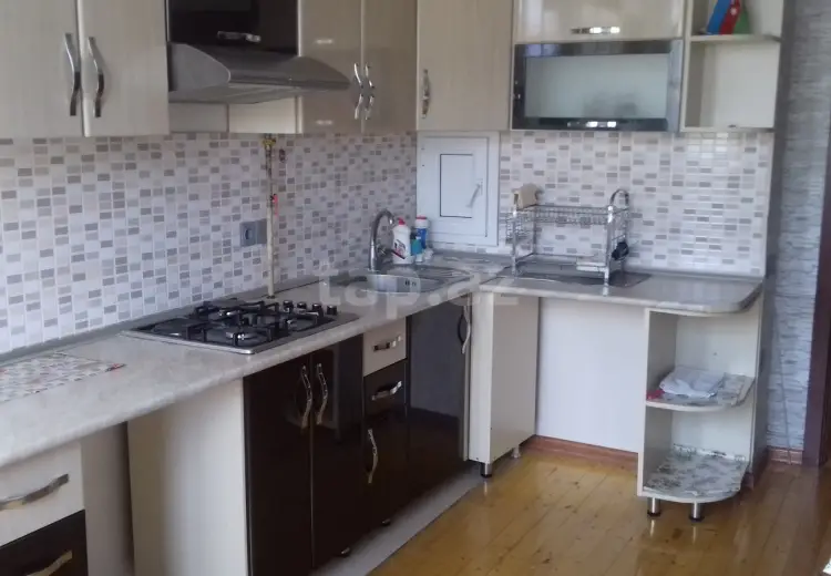 3 otaqlı mənzil , Bakı