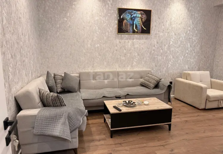 3 otaqlı mənzil , Xırdalan