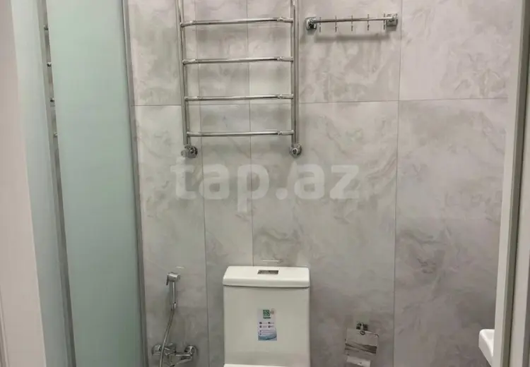 3 otaqlı mənzil , Xırdalan