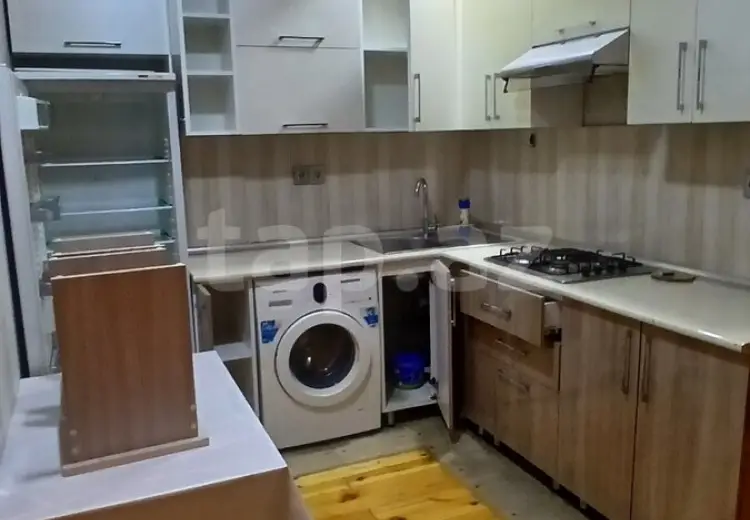 3 otaqlı mənzil , Bakı