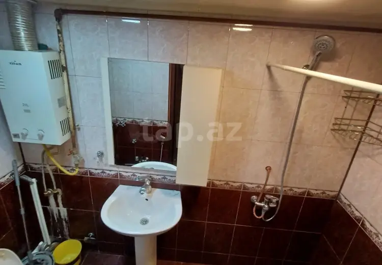 3 otaqlı mənzil , Bakı