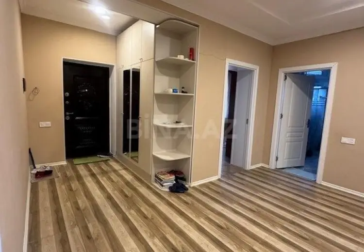 5 otaqlı mənzil Satılır, Quba