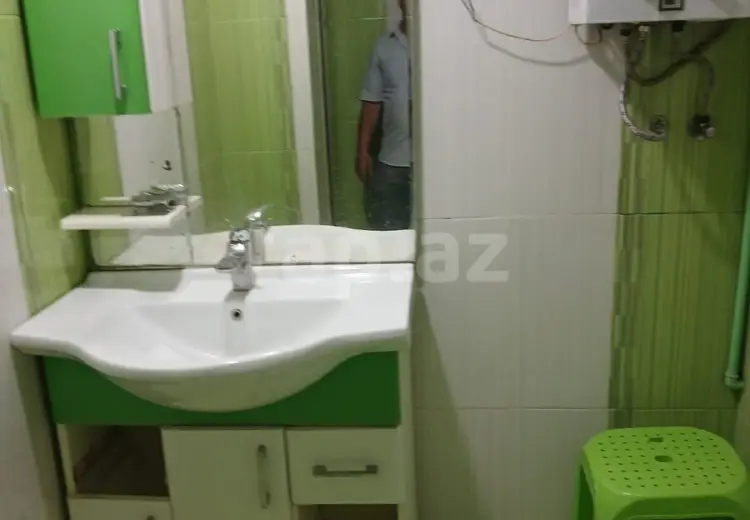 3 otaqlı mənzil , Bakı