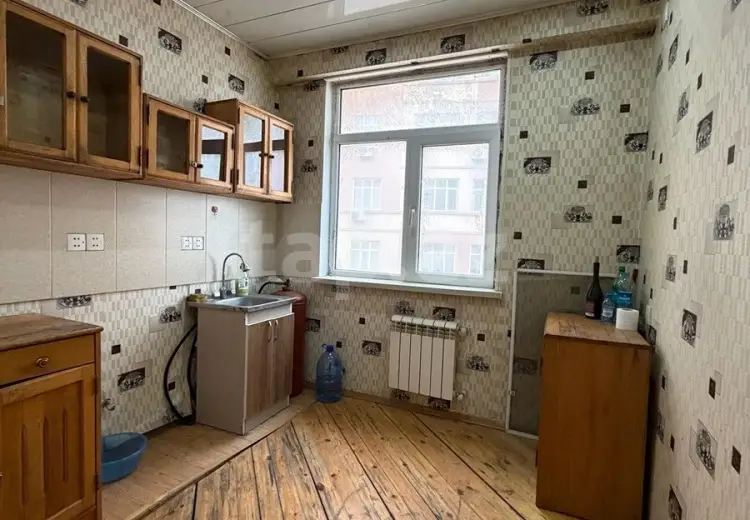 3 otaqlı mənzil , Bakı