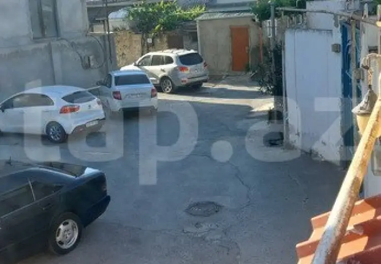 3 otaqlı mənzil , Bakı
