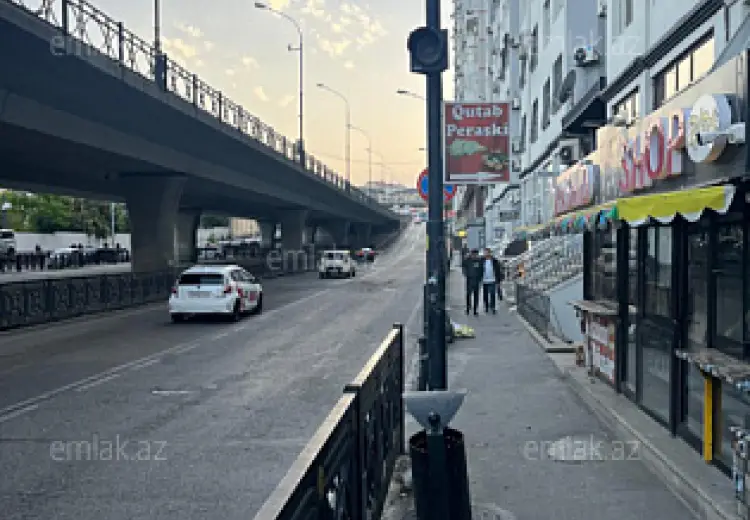 260 m² Obyekt / Ofis Satılır, Bakı
