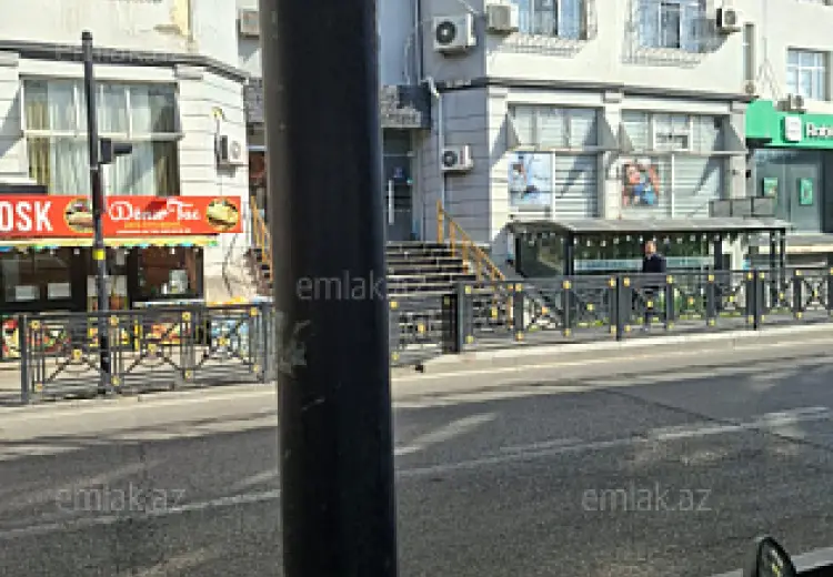 260 m² Obyekt / Ofis Satılır, Bakı
