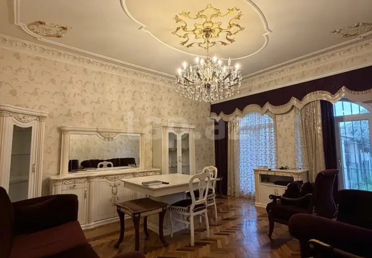 3 otaqlı mənzil , Bakı