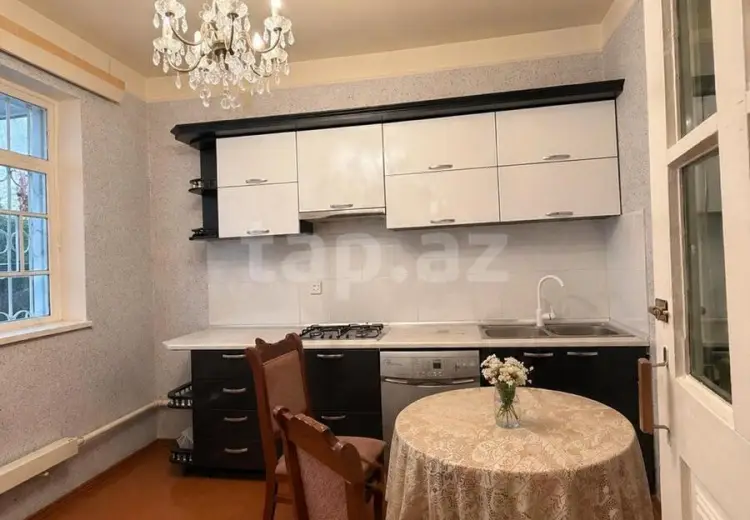 3 otaqlı mənzil , Bakı