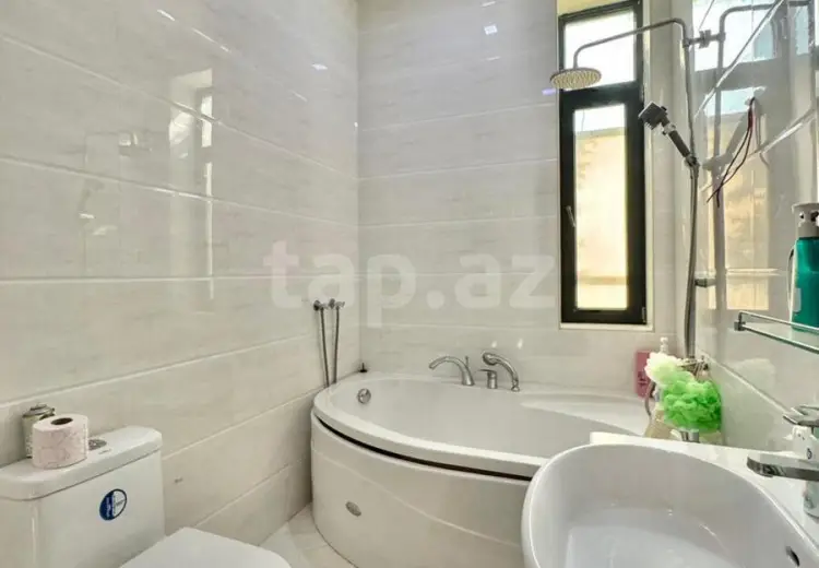 3 otaqlı mənzil , Bakı