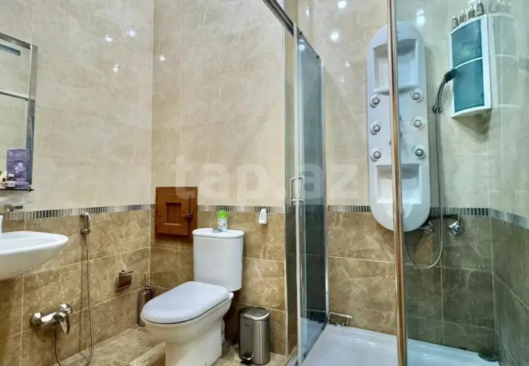 3 otaqlı mənzil , Bakı