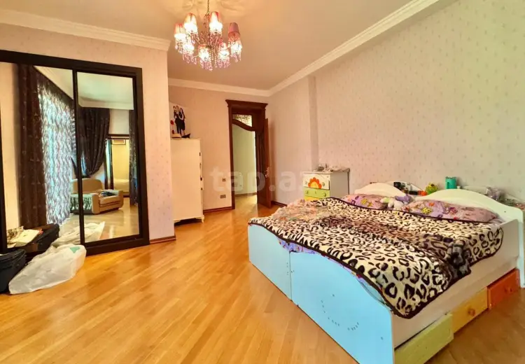 3 otaqlı mənzil , Bakı