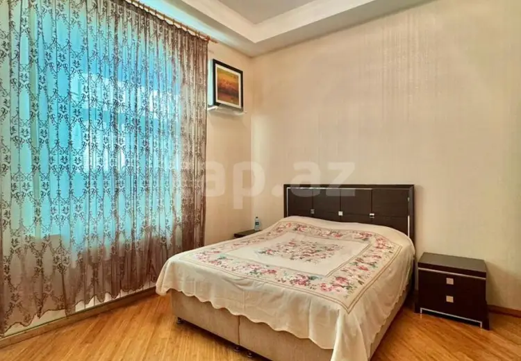 3 otaqlı mənzil , Bakı