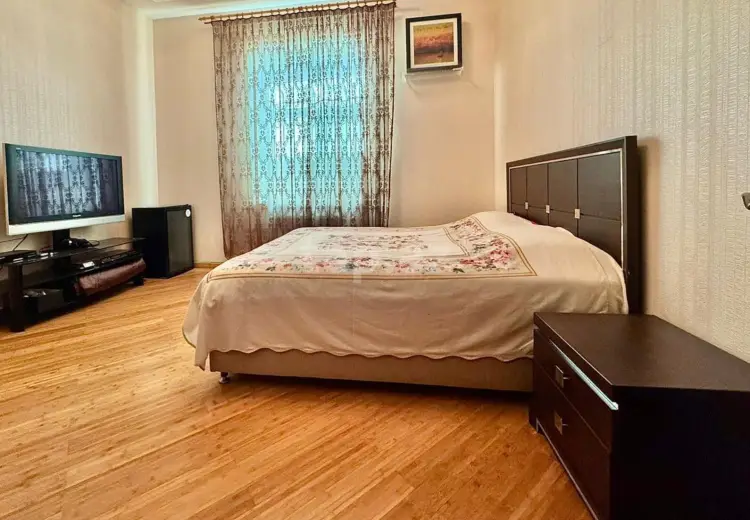 3 otaqlı mənzil , Bakı