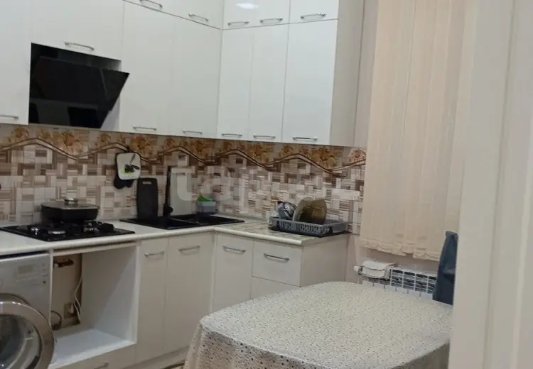 3 otaqlı mənzil , Bakı