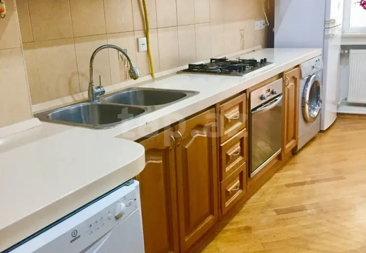 3 otaqlı mənzil , Bakı