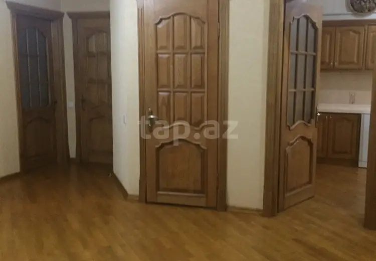 3 otaqlı mənzil , Bakı
