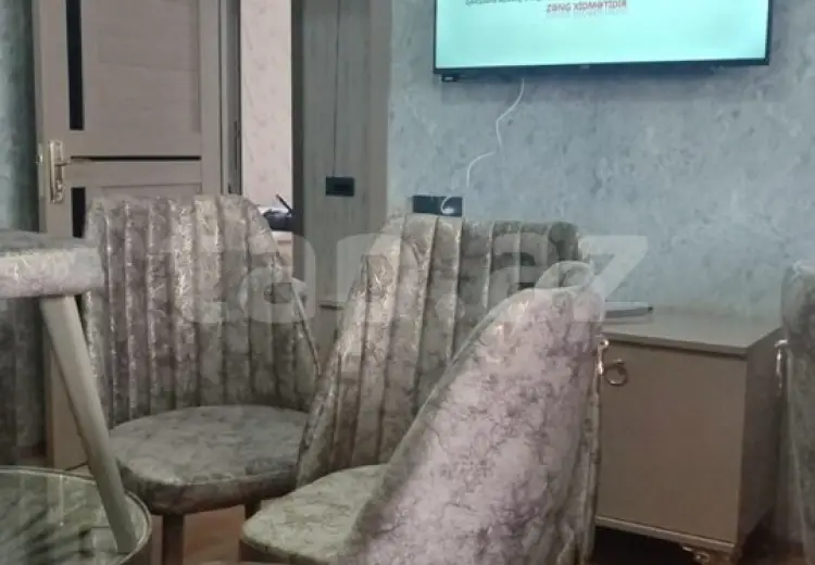 3 otaqlı mənzil , Şəki