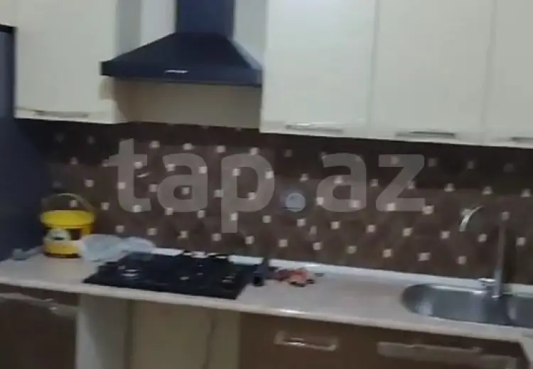 3 otaqlı mənzil , Şəki