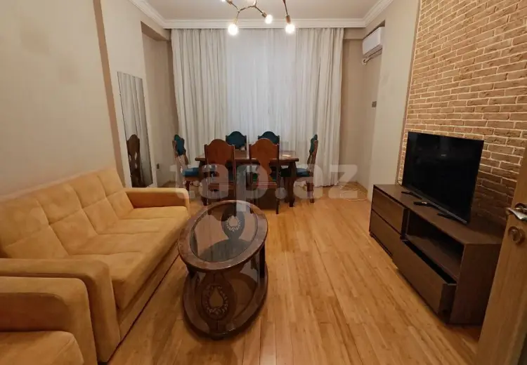 3 otaqlı mənzil , Bakı