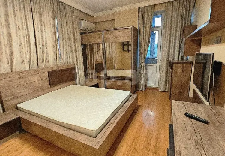 3 otaqlı mənzil , Bakı