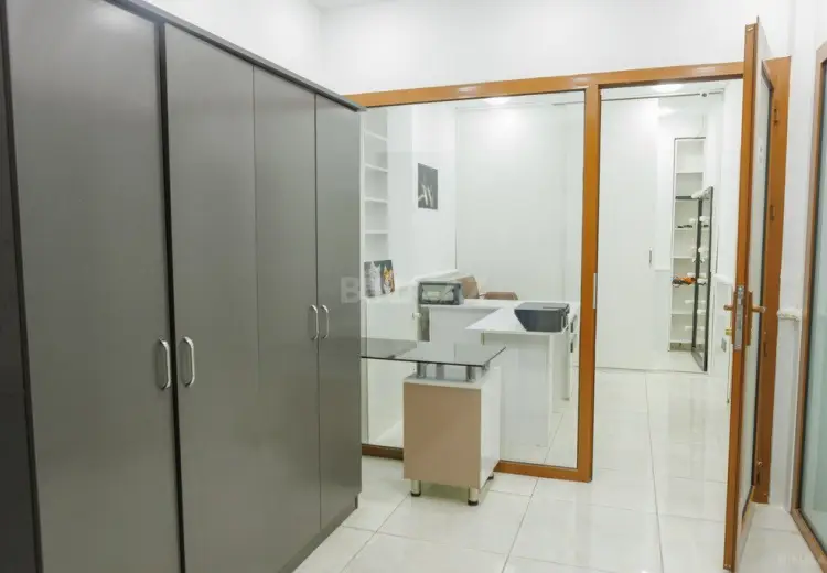 1200 m² Obyekt / Ofis Satılır, Yasamal qəs., Yasamal, Bakı