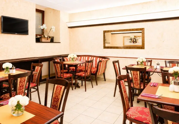 700 m² Obyekt / Ofis Satılır, İçəri şəhər, Səbail, Bakı