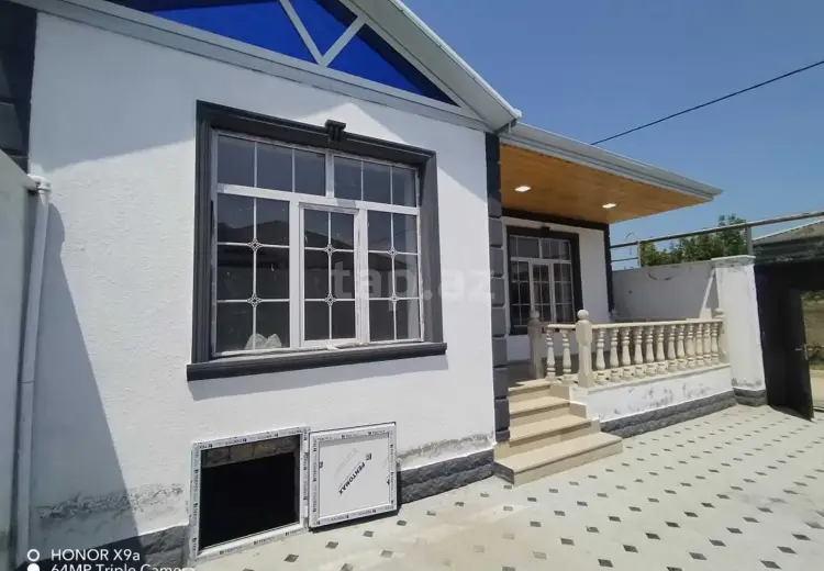 3 otaqlı mənzil , Bakı
