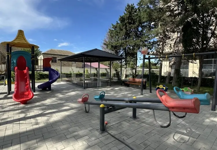 3 otaqlı mənzil , Bakı