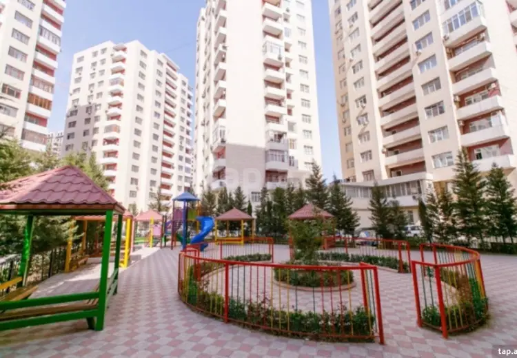 3 otaqlı mənzil , Bakı