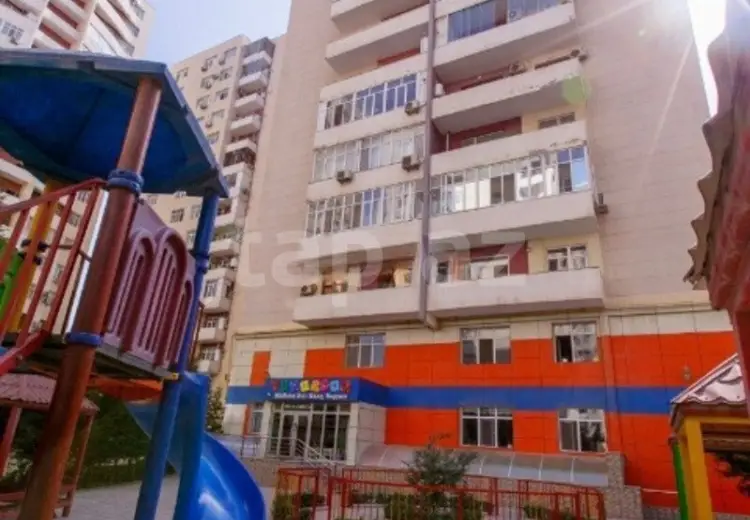 3 otaqlı mənzil , Bakı