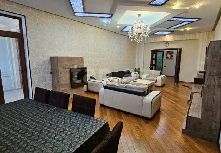 3 otaqlı mənzil , Bakı