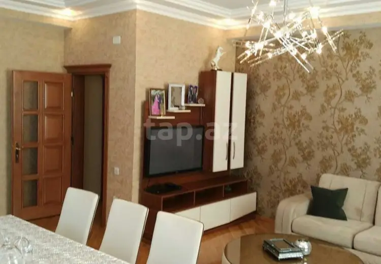 3 otaqlı mənzil , Bakı