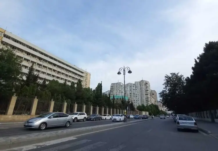 400 m² Obyekt / Ofis Satılır, Yasamal, Bakı