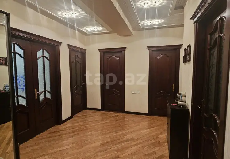 3 otaqlı mənzil , Bakı