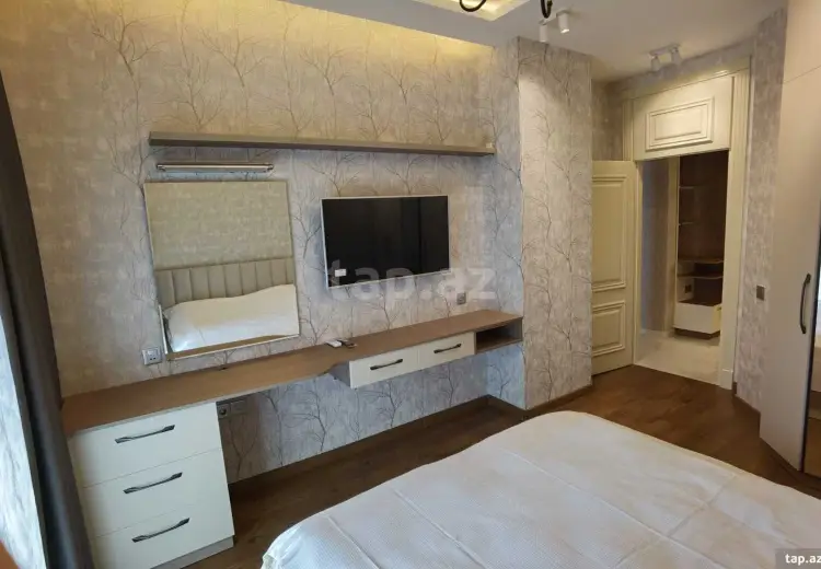 3 otaqlı mənzil , Bakı